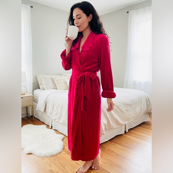 fuchsia pink dressing gown Hot Pink Velvet Dressing Gown